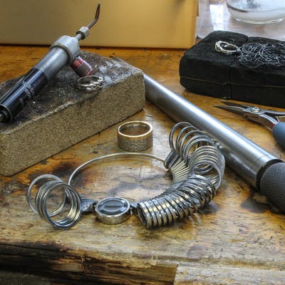 Tools for resizing rings